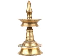 Nilavilakku Oil Lamp