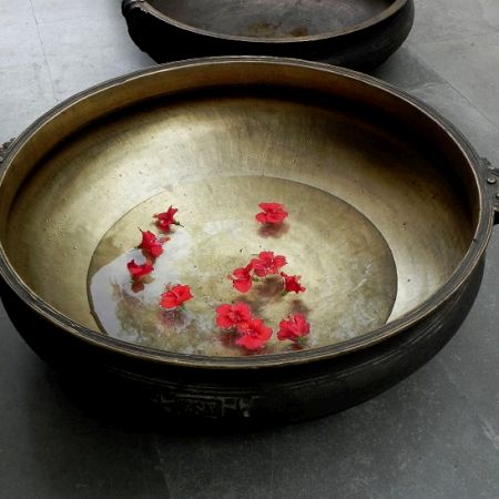 Bronze Urli-38 inches