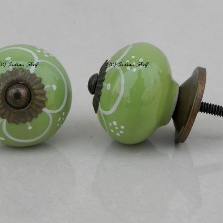Pea Green Flower Knob