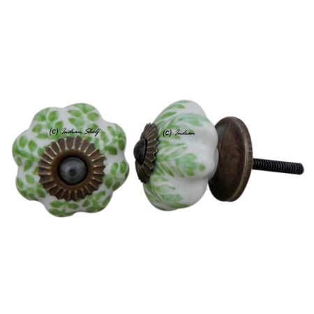 Pea Green Medium Knob