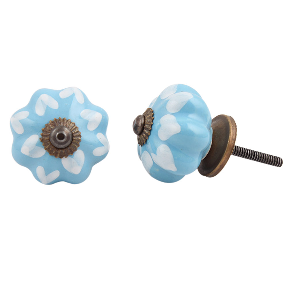 Two Leaf Knob