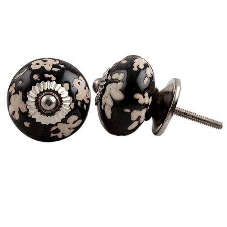 Black Painted Leaf Knob