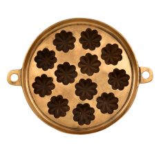 Bronze Circular�Flower Shaped Appe Mould