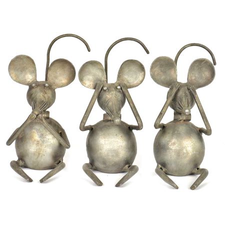 Three Rats  Hear See Speak No Evil  Statues