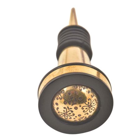 Black And Golden Brass Tiny Flower Resin Wine Stopper