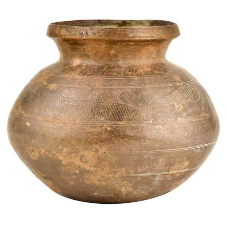 Home Decor Vertical Stripes Brass Holy Water Pot