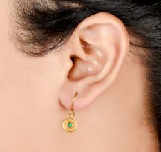 Green Onyx Small 18 karat Gold Earrings Hangings