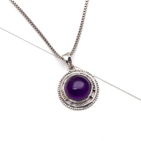 92.5 Sterling Silver Pendant Round Amethyst Stone With Delicate Border Pendant