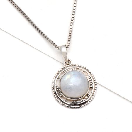 92.5 Sterling Silver Oval Moonstone Necklace Pendant
