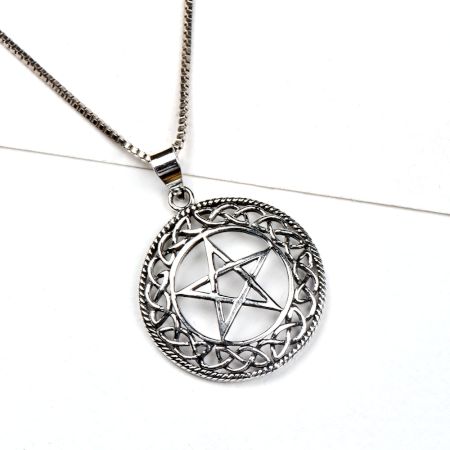 92.5 Sterling Silver Pendant Pentagram Star In Celtic Knot Border