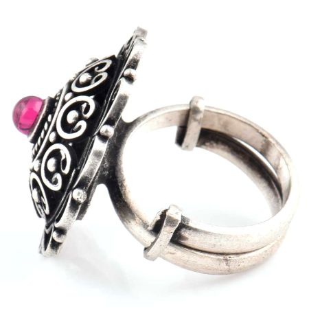 Intricate 92.5 Sterling Silver Ring has embossed petals and Scroll work fashion wear (Free Size)