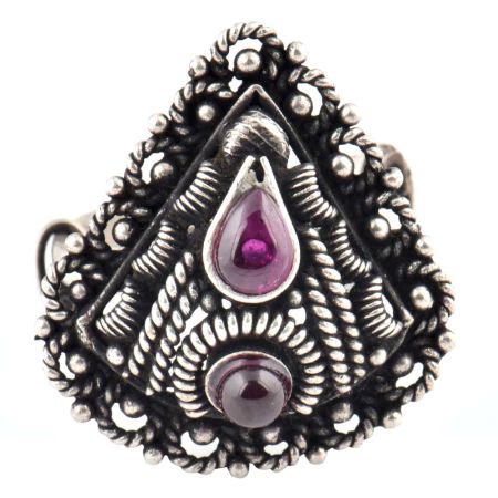 Embossed Scalloped 92.5 Sterling Silver Ring Triangular Shape Party wear Fashion Accessory (Free Size)