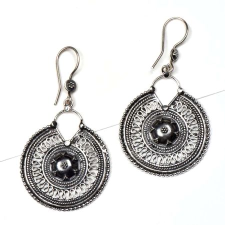 Round 92.5 Sterling Silver Earrings Engraved Party wear Earrings For women