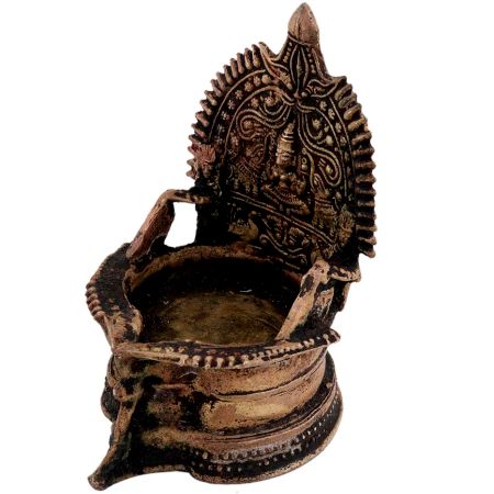 Brass kamatchiÂ Goddess Laxmi Oil Lamp