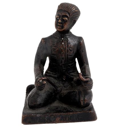 Brass English Gentlemen Sitting Statue Holding Twisted rods