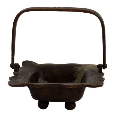 Brass Rectangular Tray With Handle And Scalloped Edges