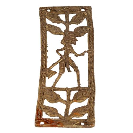 Unconventional Rectangular Brass Metal Decor Ideas Inspired By Hunters