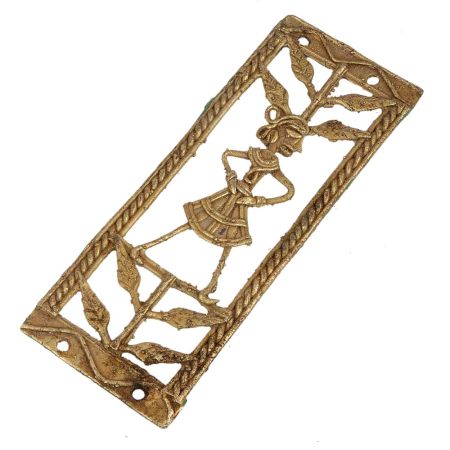 Dramatic Home Decor Artwork From Brass Metal