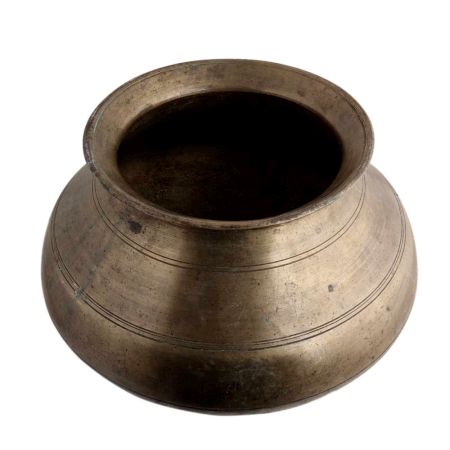Classic Design Pot For Cooking From Assam