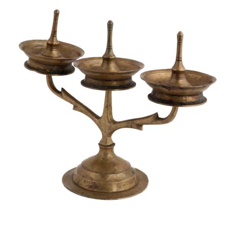 Oil Lampstand With 3 Lamps