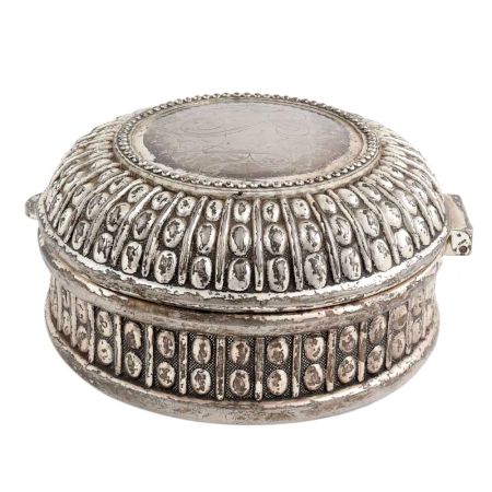 Vintage Round Shape Box In English Art