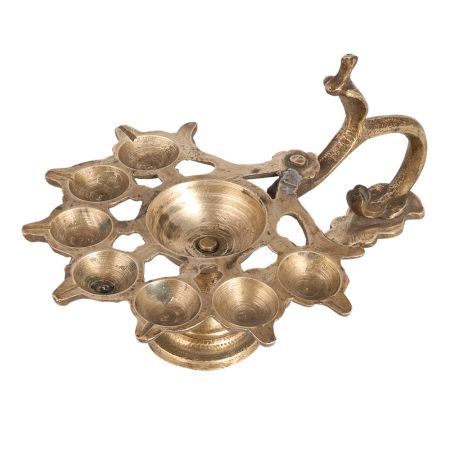 Brass Vintage Arti Lamp 8 Jyots with Cobra Handle