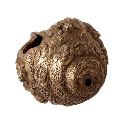 Brass Conch with Gods Carved Statues
