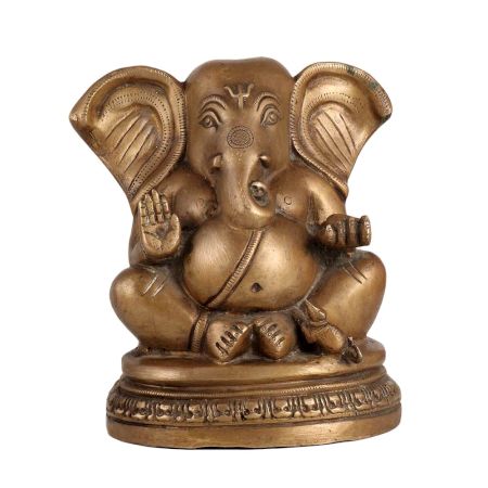 Handcrafted Lord Ganesha Statue for Worship