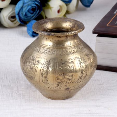Adorable Engraved Water Pot for Decoration