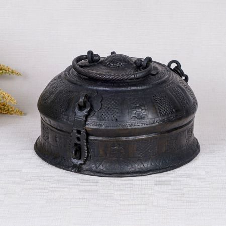 Black Finish Brass Jewelry Box for Decoration