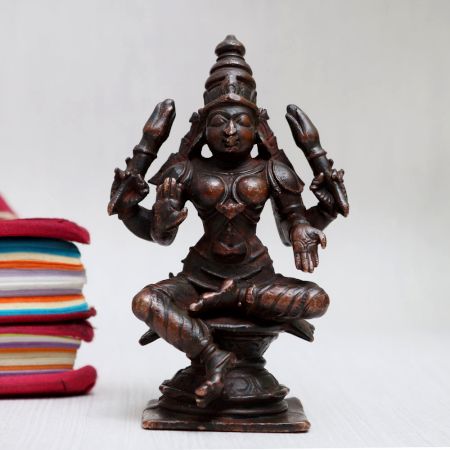 High-Quality Copper Idol of Goddess Lakshmi for Prayer Room