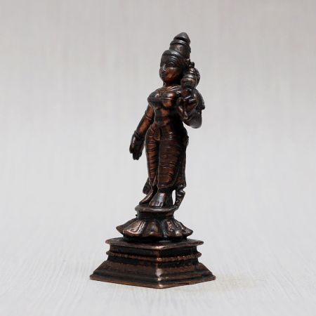 Hindu Goddess Parvati Statue Made of High-Quality Copper