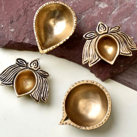 Designer Golden Brass Oil Lamp Decorative Oil Lamp - Pack of 4