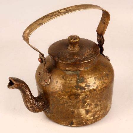 Vintage Brown Finish Kettle Made of Brass