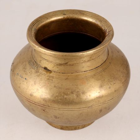 Adorable High-Quality Brass Holy Pot for Decoration