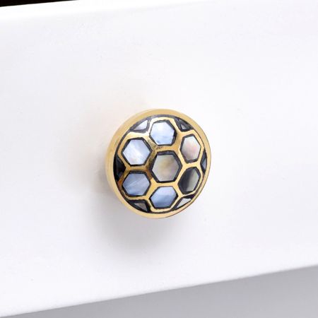 Golden Brass Metal Black Shell Drawer Knobs