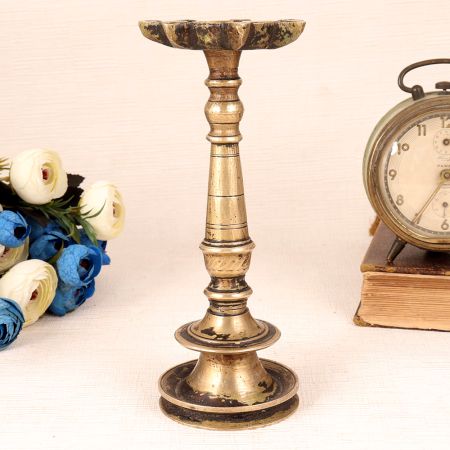 Handmade Vintage Brass Oil Lamp in Vintage Finish