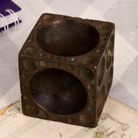 Vintage Cube-Shaped Paper Weight for Office
