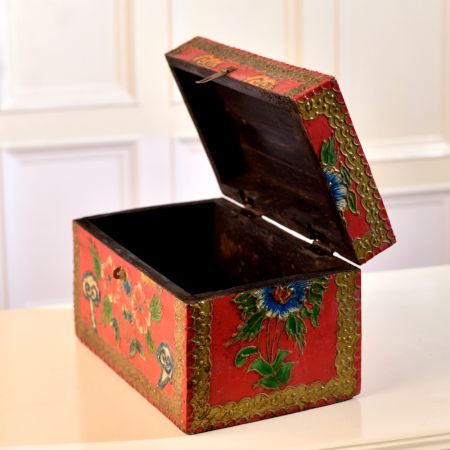 Colourful Flower Engraved Jewelry Box Made of Premium Wood
