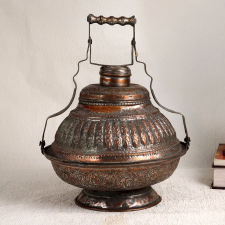 High-Quality Copper Box in Islamic Art for Decoration