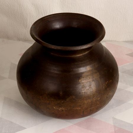 Handmade Vintage Finish Cooking Pot Made of Finest Brass