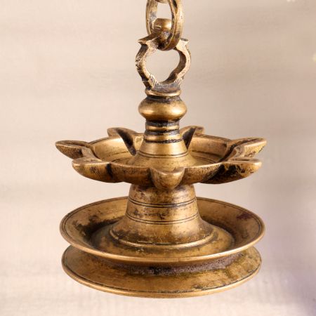 Hanging High-Quality Brass Oil Lamp with 7 Jyots for Decor