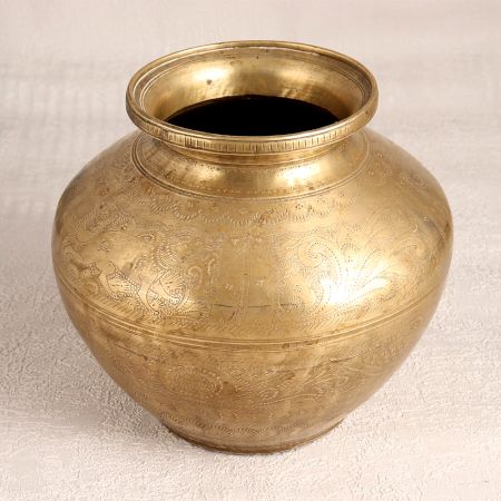 Elegant Golden Engraved Brass Holy Water Pot for Decor