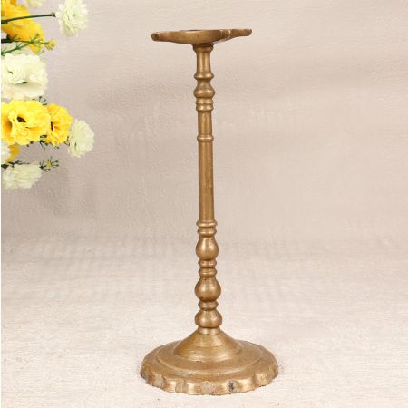 Indian Vintage Finest Brass Oil Lamp in South Indian Art