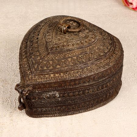 Beautiful High-Quality Brass Jewelry Box for Home Decor