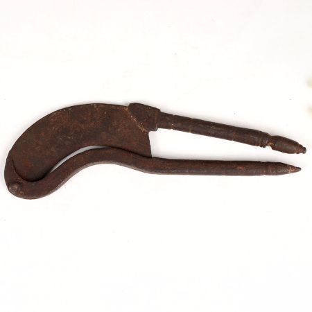 Vintage Finish Betel Nut Cutter Sarota Made of Iron