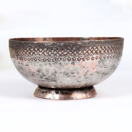 Engraved Beautiful Vintage Copper Bowl in Islamic Art