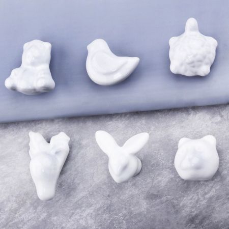 White Mix Animals Pattern Ceramic Cabinet Knobs 6 Pieces