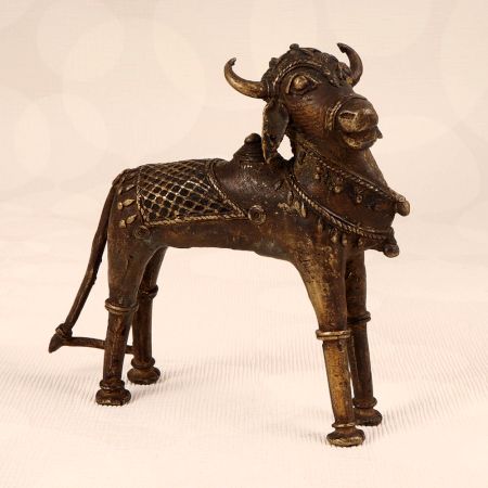 High-Quality Brass Nandi Statue in Tribal Art for Decoration