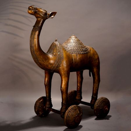 Handmade Beautiful Camel Statue with Wheels Made of Brass